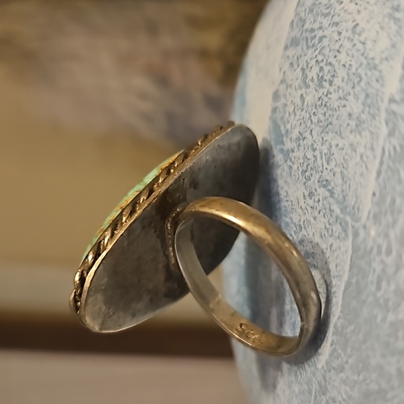 Amazing Turquoise with wrapped detailed 925 sterling silver ring size 8 - Picture 6 of 6